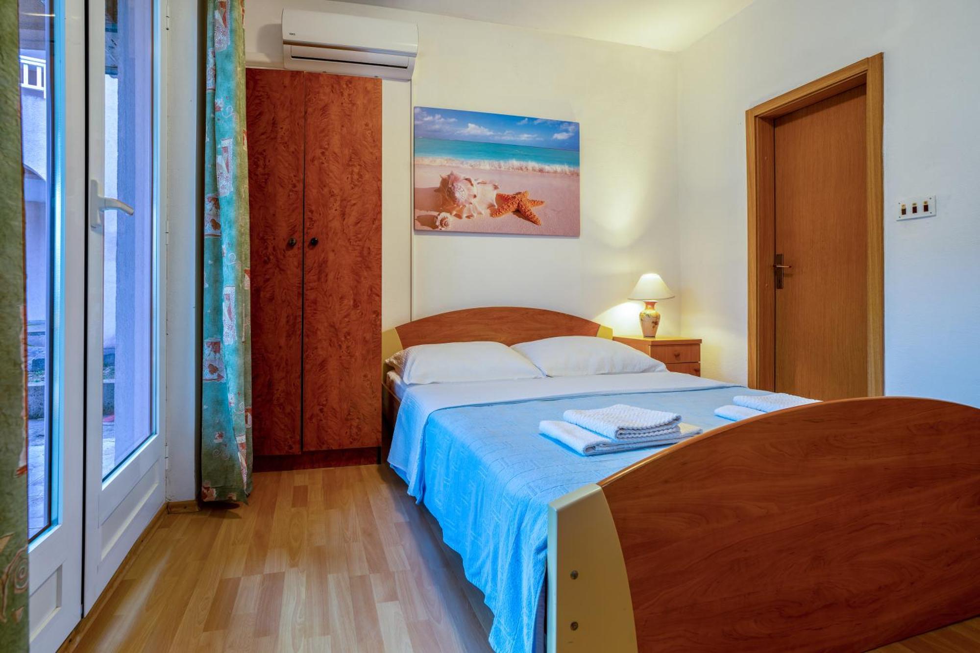 Apartments And Rooms Breeze เนอุม ภายนอก รูปภาพ