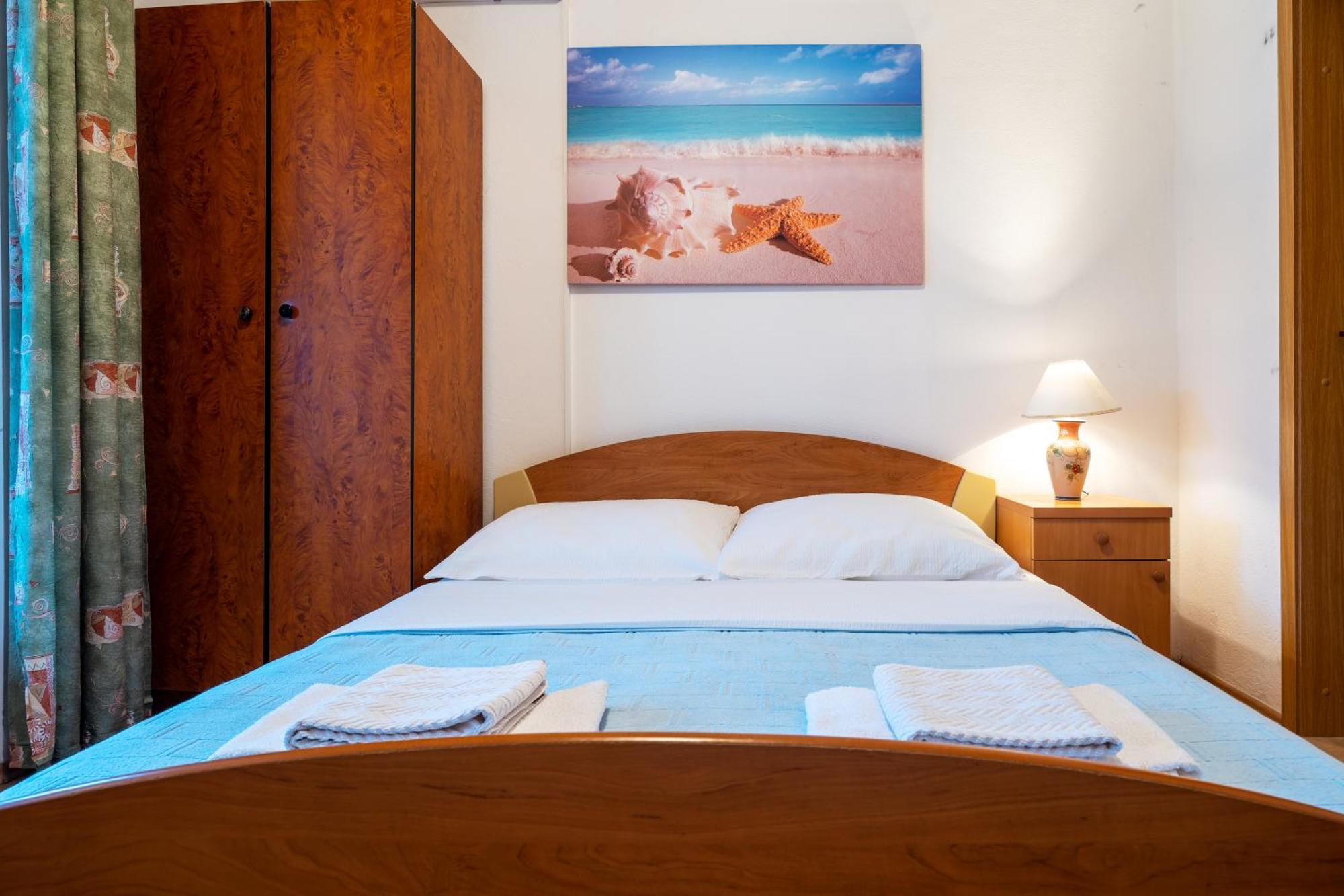 Apartments And Rooms Breeze เนอุม ห้อง รูปภาพ
