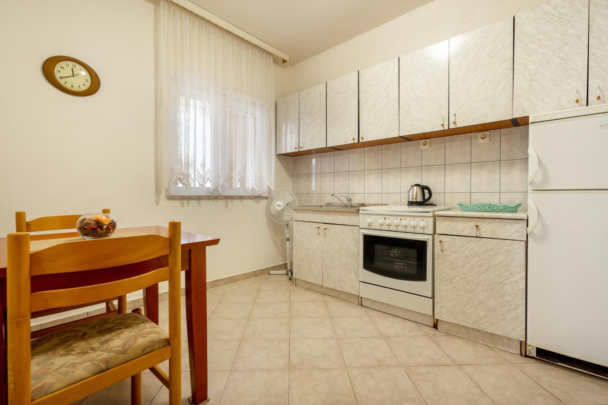 Apartments And Rooms Breeze เนอุม ภายนอก รูปภาพ