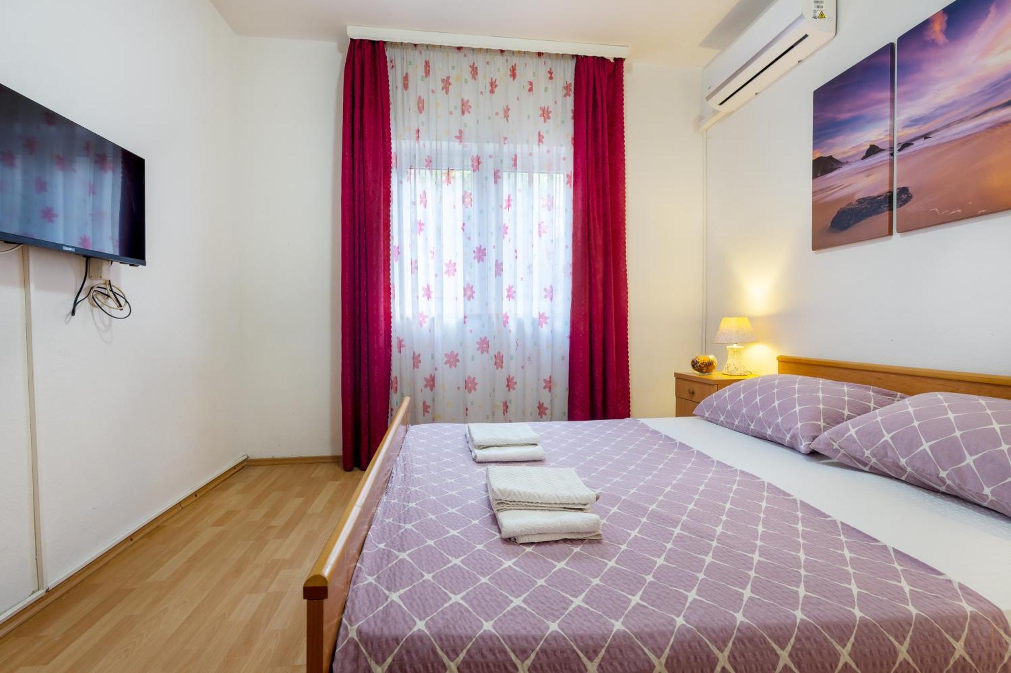 Apartments And Rooms Breeze เนอุม ภายนอก รูปภาพ