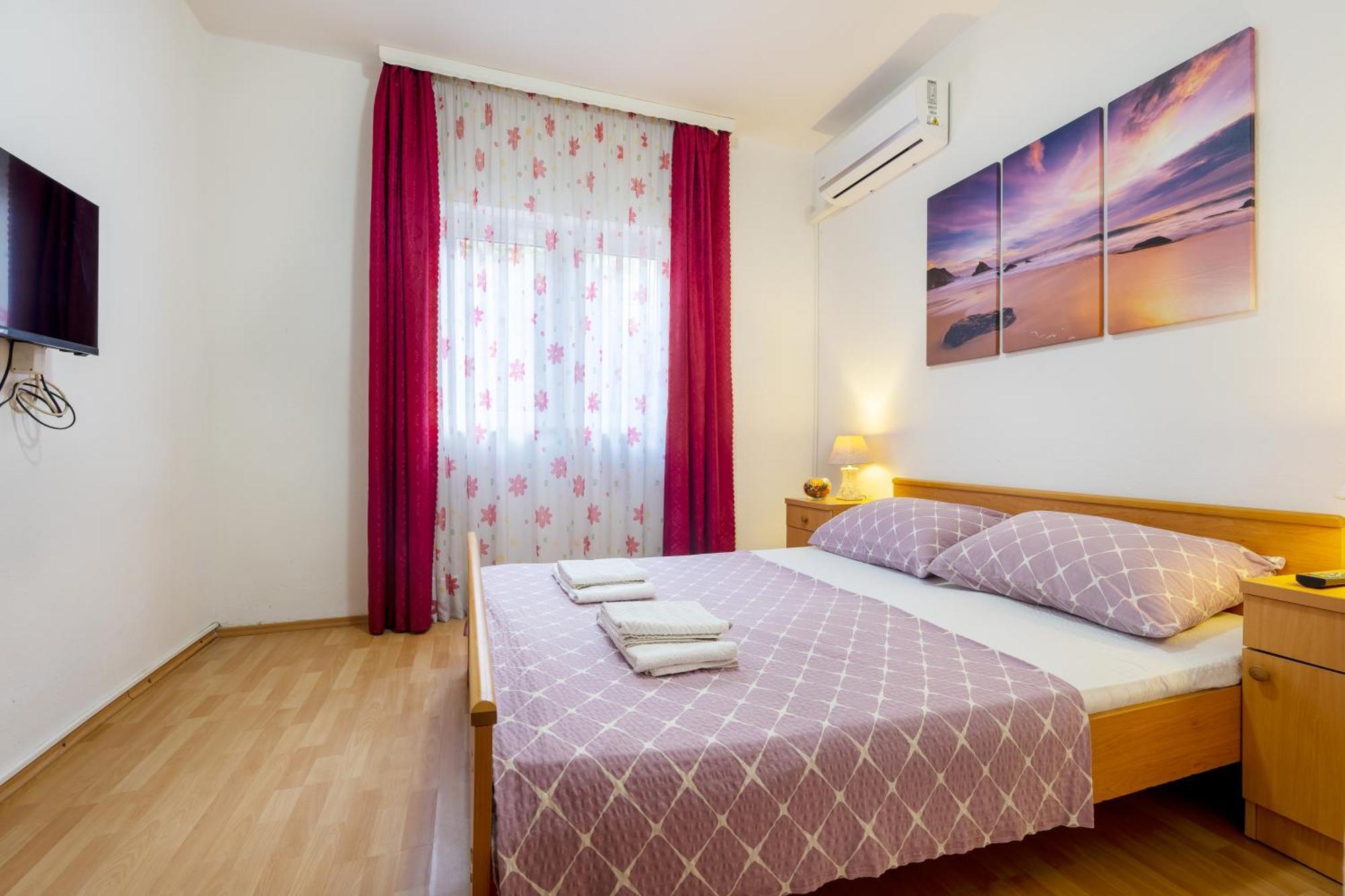 Apartments And Rooms Breeze เนอุม ห้อง รูปภาพ